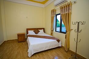 Co Cuc Hotel - Hostel