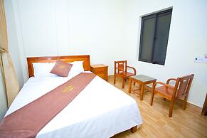 Co Cuc Hotel - Hostel