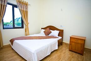 Co Cuc Hotel - Hostel