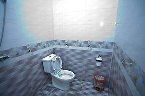 Co Cuc Hotel - Hostel