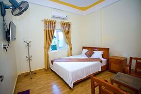 Co Cuc Hotel - Hostel