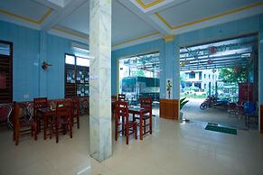 Co Cuc Hotel - Hostel
