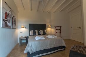 Villa Aphrodite sunkissed MykonianLuxury