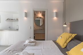 Villa Aphrodite sunkissed MykonianLuxury