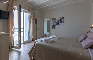 Villa Aphrodite sunkissed MykonianLuxury