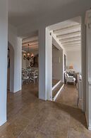 Villa Aphrodite sunkissed MykonianLuxury