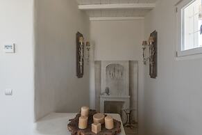 Villa Aphrodite sunkissed MykonianLuxury
