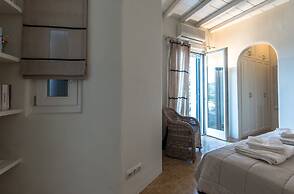 Villa Aphrodite sunkissed MykonianLuxury