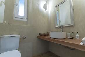 Villa Aphrodite sunkissed MykonianLuxury