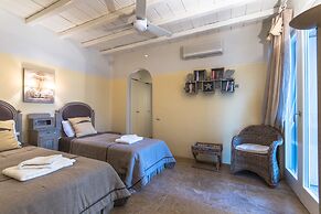 Villa Aphrodite sunkissed MykonianLuxury