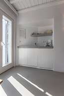 Villa Aphrodite sunkissed MykonianLuxury