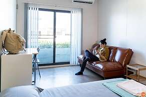 Hybrit Hostel & Cafe