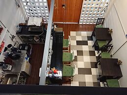 Hybrit Hostel & Cafe