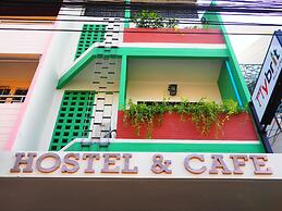 Hybrit Hostel & Cafe