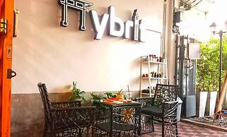Hybrit Hostel & Cafe