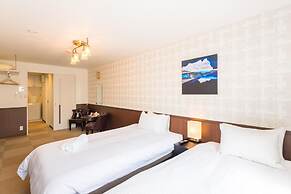 Floral Green Maple House