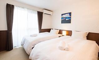 Floral Green Maple House