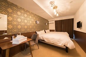 Floral Green Maple House