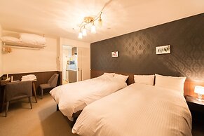 Floral Green Maple House