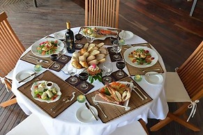 The Palm Beach Resort