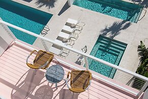 The Sarasota Modern, a Tribute Portfolio Hotel