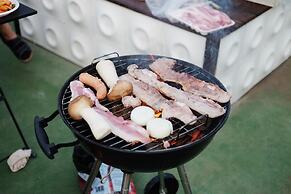 The Cube Hotel - Hostel