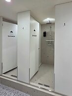 The Cube Hotel - Hostel
