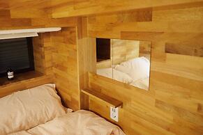 The Cube Hotel - Hostel