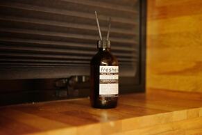 The Cube Hotel - Hostel