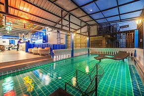 Ama Hostel Bangkok