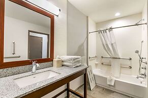 Comfort Suites North Tupelo