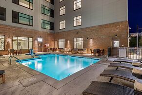 Cambria Hotel Charleston Riverview