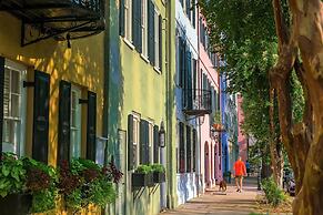 Cambria Hotel Charleston Riverview