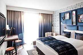 Hotel Indigo Berlin - East Side Gallery by IHG