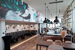 Hotel Indigo Berlin - East Side Gallery by IHG