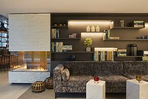 Hotel Indigo Berlin - East Side Gallery by IHG