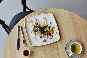 Hotel Indigo Berlin - East Side Gallery by IHG