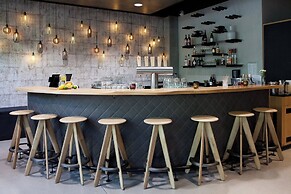 Hotel Indigo Berlin - East Side Gallery by IHG