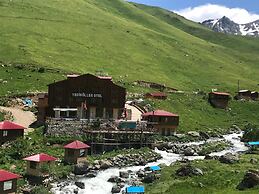 Yedigoller Hotel & Restaurant