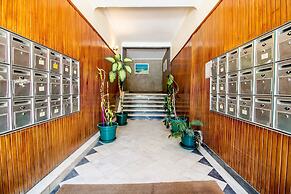 Caparica Beach Charming