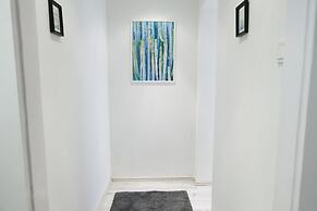 Gorgeous Ernesto III