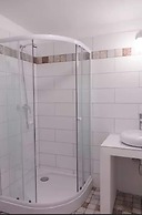 Incredible Ernesto I