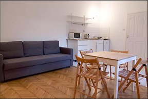 Incredible Ernesto IV