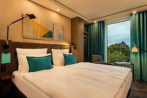 Motel One Köln-Neumarkt