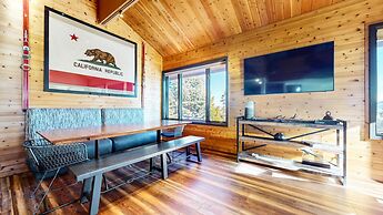 Bridges Townhome 5 Large, Remodeled Mountain View Townhome with Privat