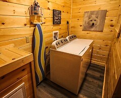 Mansion In The Sky 11 Bedroom Cabin by RedAwning