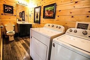 Mansion In The Sky 11 Bedroom Cabin by RedAwning