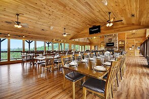 Gatlinburg Mansion 14 Bedroom Cabin by RedAwning