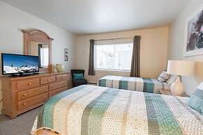 Nine Vail Road Condos with Easy Access to Gondola by RedAwning