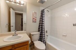 Nine Vail Road Condos with Easy Access to Gondola by RedAwning